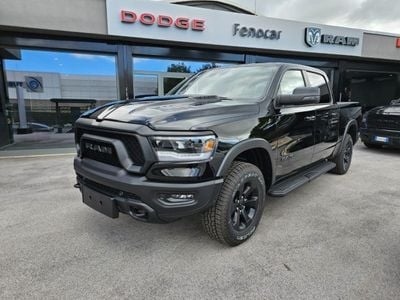 Usata RAM 1500 401 CV (294 kW) 2024 Nero metallizzato Pick-up