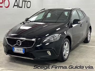 Usata Volvo V40 CC Kinetic 120 CV (88 kW) 2017 Nero Station wagon