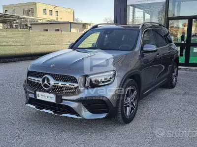 Usata Mercedes GLB200 Premium 150 CV (110 kW) 2023 Grigio SUV