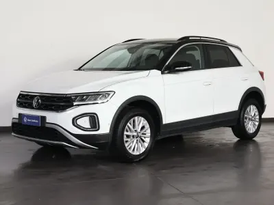 Usata VW T-Roc Life 110 CV (80 kW) 2022 Pyrit silver nero SUV