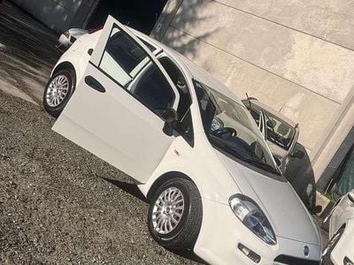 Usata Fiat Punto S 95 CV (69 kW) 2014 Bianco Furgone