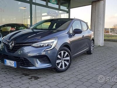 Usata Renault Clio V Equilibre 91 CV (66 kW) 2022 Grigio Berlina