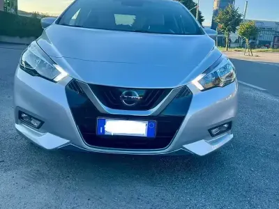 Usata Nissan Micra 90 CV (66 kW) 2017 Grigio Utilitaria
