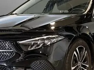 Usata Mercedes A180 Advanced 116 CV (85 kW) 2025 Utilitaria