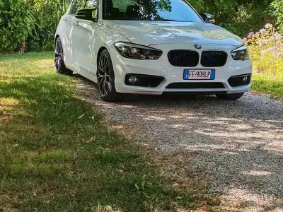 Usata BMW 120 Efficient Dynamics 184 CV (135 kW) 2016 Bianco Utilitaria