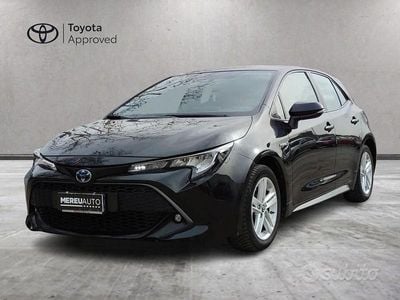 Usata Toyota Corolla Active 98 CV (72 kW) 2022 Nero Berlina