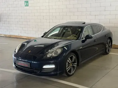 Usata Porsche Panamera 400 CV (294 kW) 2010 Blu Utilitaria