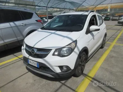Usata Opel Karl Rocks 73 CV (53 kW) 2018 Bianco Utilitaria