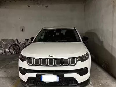 Occasion Jeep Compass Longitude 131 ch (96 kW) 2022 Blanc SUV
