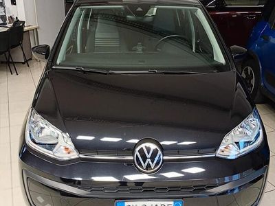 Usata VW up! Move 65 CV (47 kW) 2022 Nero Utilitaria