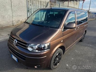 Usata VW Transporter 180 CV (132 kW) 2010 Marrone Furgone
