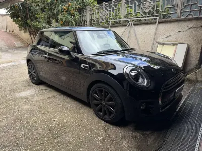 Usata Mini Cooper 136 CV (100 kW) 2020 Nero Utilitaria