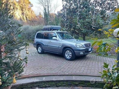 Käytetty Hyundai Terracan 163 HP (119 kW) 2005 Harmaa Katumaasturi