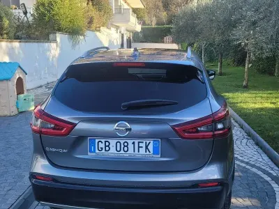 Usata Nissan Qashqai 116 CV (85 kW) 2019 Grigio SUV