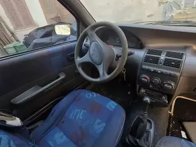 Usata Fiat Punto 54 CV (39 kW) 1999 Bluazzurro Berlina