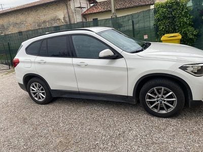 Usata BMW X1 143 CV (105 kW) 2019 Bianco SUV