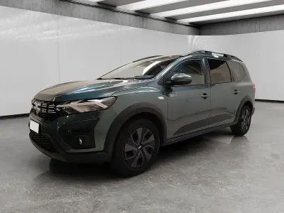 Usata Dacia Jogger Expression 100 CV (73 kW) 2024 Verde Monovolume