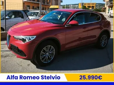 Usata Alfa Romeo Stelvio Veloce 280 CV (205 kW) 2017 Rosso SUV
