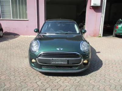 Usata Mini ONE 102 CV (75 kW) 2016 Verde Utilitaria