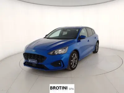 Usata Ford Focus ST-Line 125 CV (91 kW) 2021 Blu metallizzato Berlina