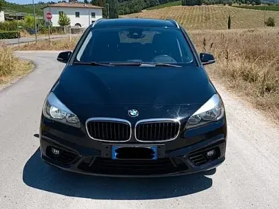 Usata BMW 216 Active Tourer Sport Line 116 CV (85 kW) 2016 Nero Monovolume