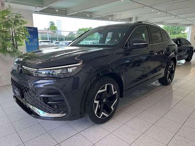 Usata VW Tiguan R-line 150 CV (110 kW) 2024 Grigio SUV