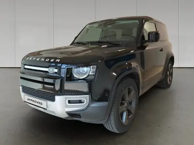 Usata Land Rover Defender SE 200 CV (147 kW) 2023 Santorini black SUV