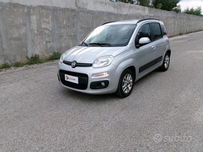 Usata Fiat Panda Lounge 95 CV (69 kW) 2018 Argento Utilitaria