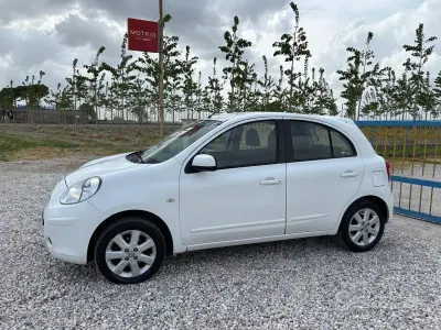 Usata Nissan Micra Tekna 80 CV (58 kW) 2011 Bianco Utilitaria