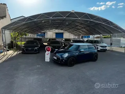 Usata Mini One D 116 CV (85 kW) 2016 Blu Utilitaria