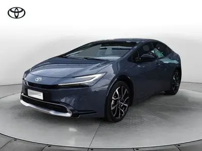 Nuova Toyota Prius Lounge 223 CV (164 kW) 2025 Grigio Utilitaria