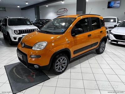 Usata Fiat Panda 4x4 S 95 CV (69 kW) 2018 Arancione Utilitaria