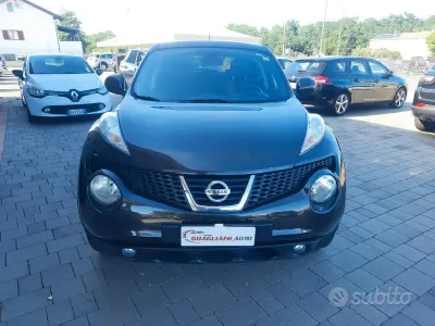 Usata Nissan Juke Tekna 110 CV (80 kW) 2013 Nero SUV