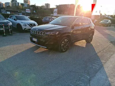 Usata Jeep Compass Altitude 131 CV (96 kW) 2024 Nero SUV