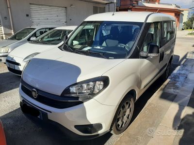 usata Fiat Doblò 1600 120 cv 7 posti