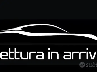 Usata Volvo XC40 Momentum 150 CV (110 kW) 2019 Nero SUV