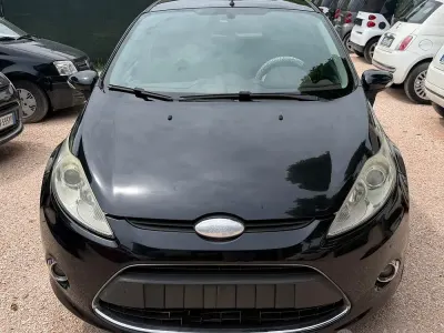 Usata Ford Fiesta Titanium 82 CV (60 kW) 2009 Nero Berlina