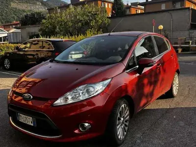 Usata Ford Fiesta Titanium 82 CV (60 kW) 2009 Berlina