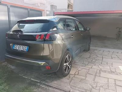 Usata Peugeot 3008 Allure 131 CV (96 kW) 2020 Verde SUV