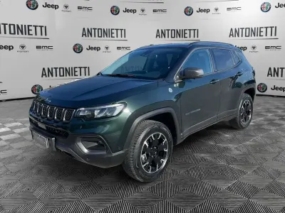 Usata Jeep Compass Trailhawk 241 CV (177 kW) 2021 Verde SUV