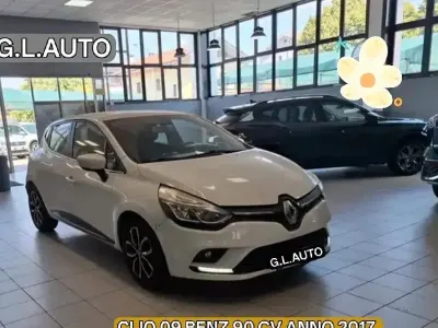 Usata Renault Clio IV 90 CV (66 kW) 2017 Bianco Berlina