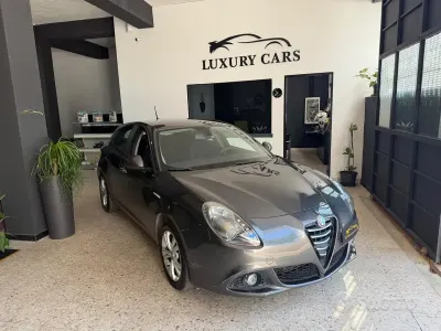 Usata Alfa Romeo Giulietta 120 CV (88 kW) 2015 Grigio Utilitaria