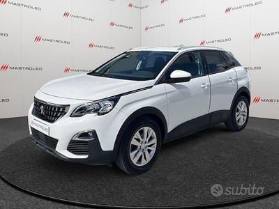 Usata Peugeot 3008 Business-Line 120 CV (88 kW) 2017 Bianco SUV