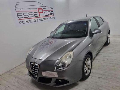 Usata Alfa Romeo Giulietta Exclusive 105 CV (77 kW) 2011 Grigio Utilitaria