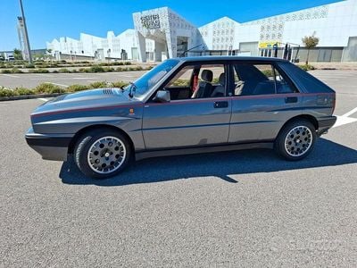Usata Lancia Delta 200 CV (147 kW) 1989 Grigio Utilitaria
