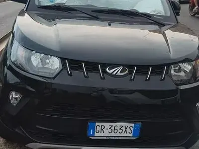 Usata Mahindra KUV100