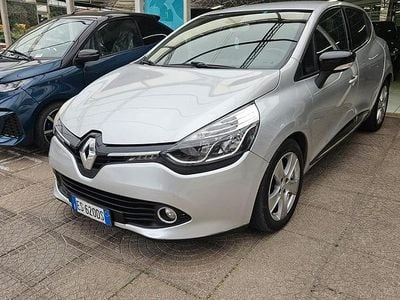 Usata Renault Clio IV 90 CV (66 kW) 2013 Grigio Berlina