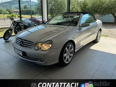 Usata Mercedes CLK320 Elegance 218 CV (160 kW) 2003 Grigio Cabrio