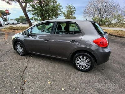 Usata Toyota Auris 2008 Grigio Utilitaria