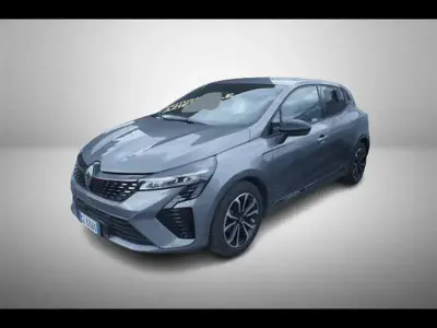 Usata Renault Clio Techno 2025 Grigio chiaro Utilitaria